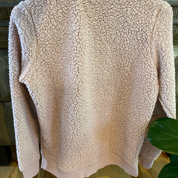 Sweater - Picture 5 of 5